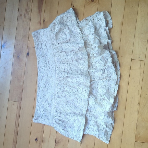 H&m cream lace floral skirt - Picture 1 of 1